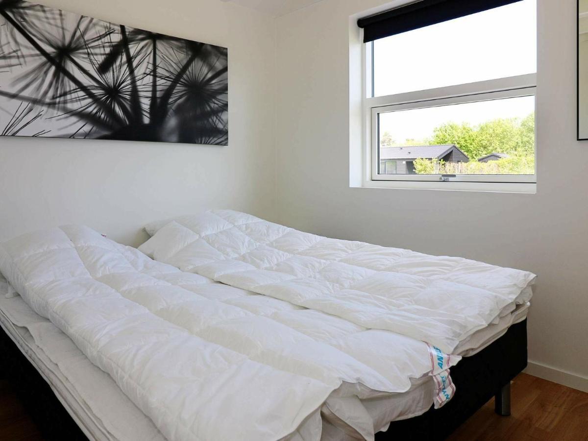 8 Person Holiday Home In Hadsund Bagian luar foto
