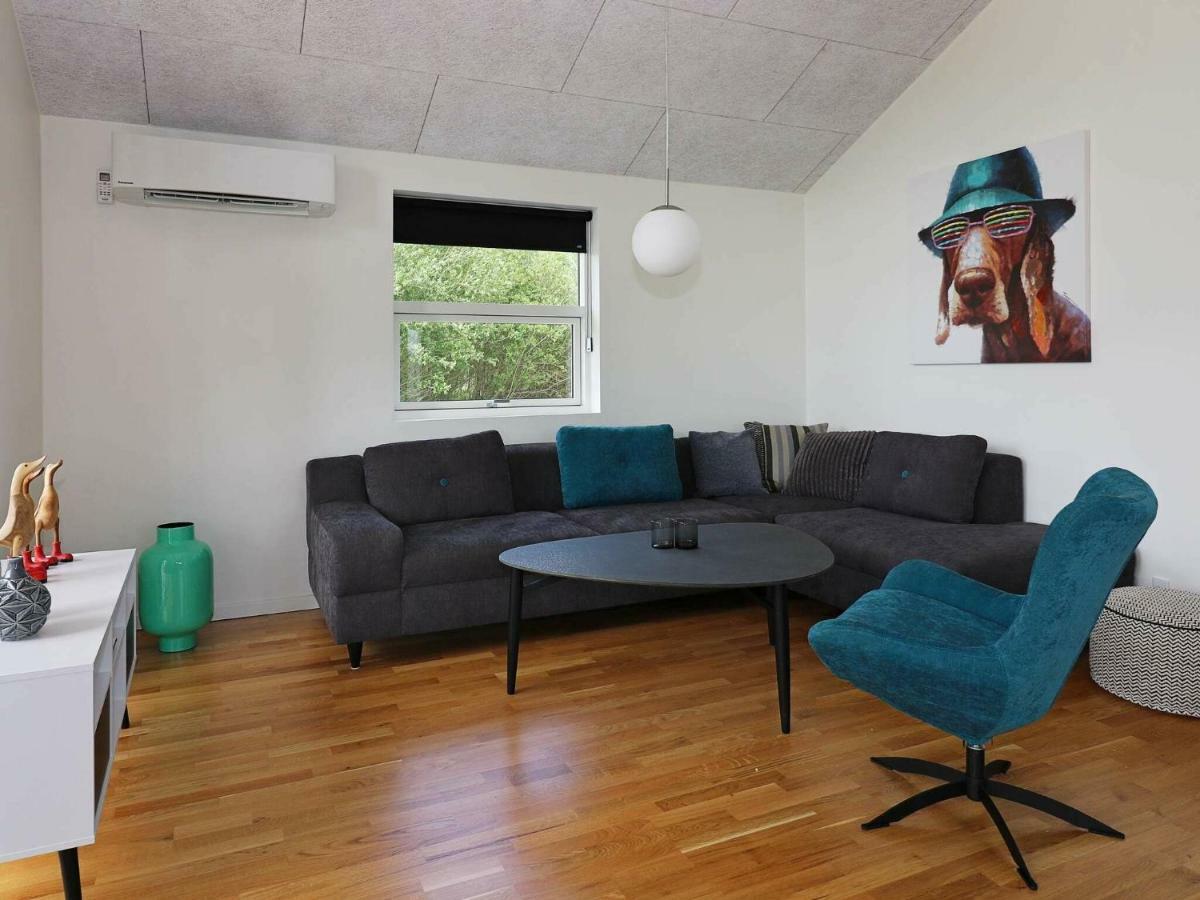 8 Person Holiday Home In Hadsund Bagian luar foto